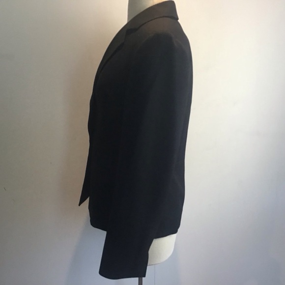 Evan PIcone Black Label fitted two button black blazer. Size 8 - Picture 7 of 14